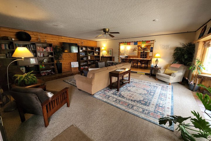 Room 8 of 46