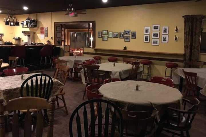 Dining 62 of 63
