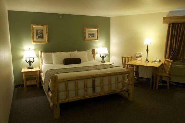Cody Legacy Inn & Suites