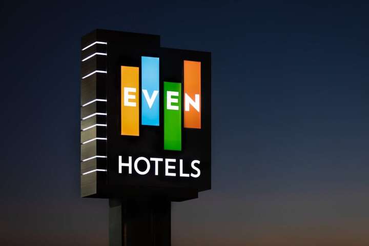 Hotel 5 of 45