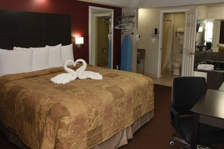 Room 16 of 35