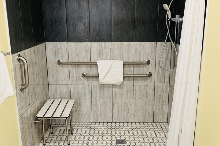 Room 12 of 13