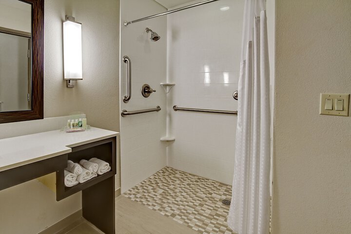 Holiday Inn Hotel & Suites Tupelo North by IHG