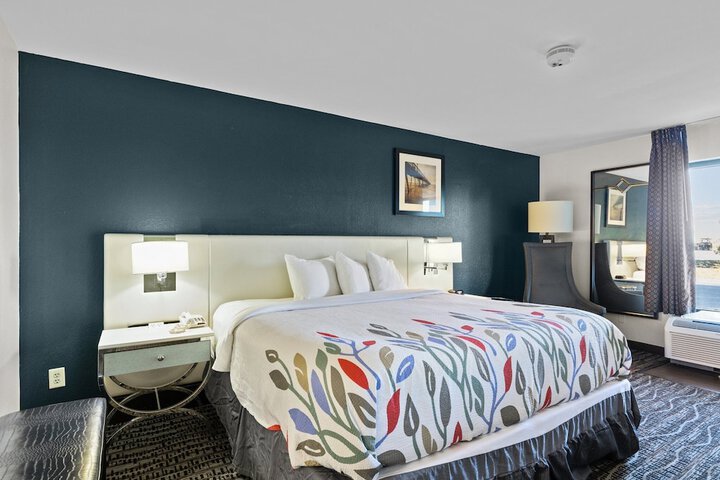 Room 43 of 63