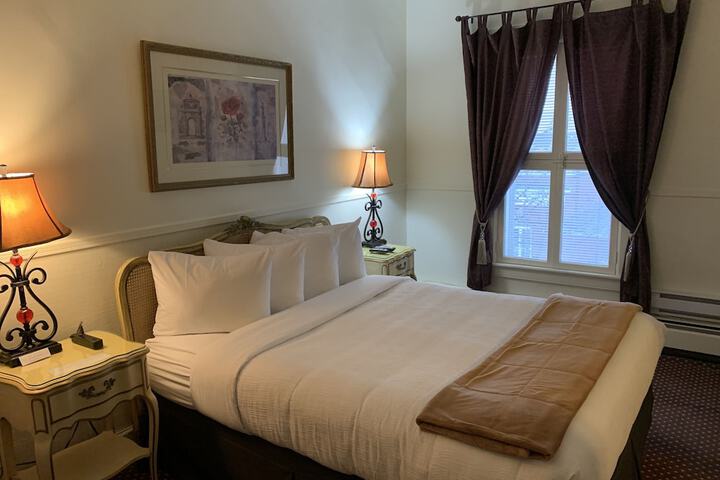 Room 51 of 71