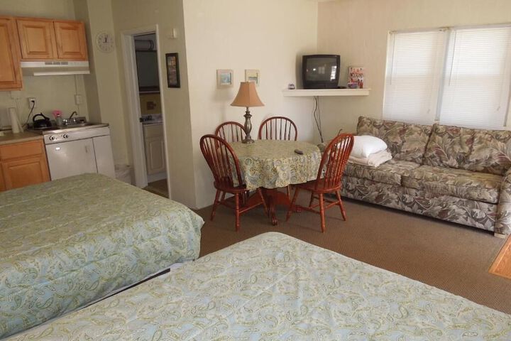 Room 21 of 43