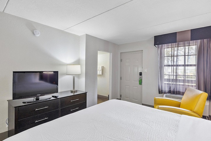 Room 55 of 62