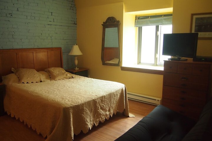 Room 34 of 39