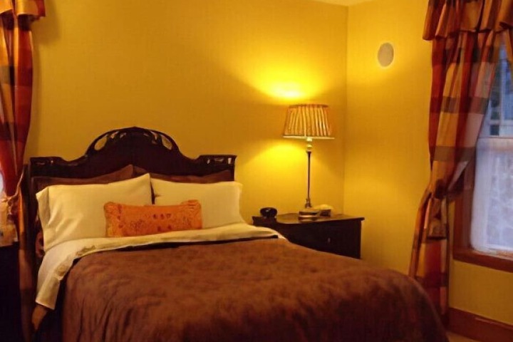 The Mansion Inn