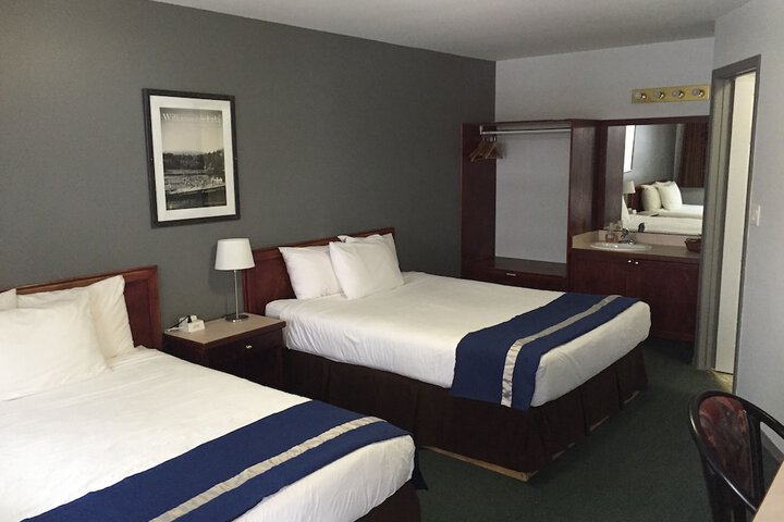 Room 21 of 28