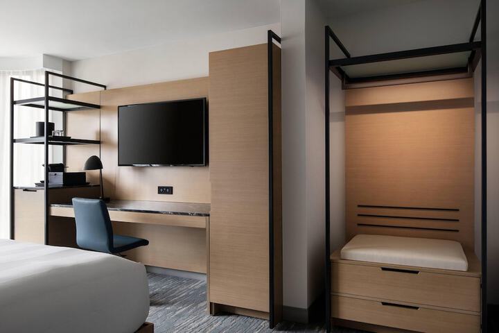 Room 17 of 56