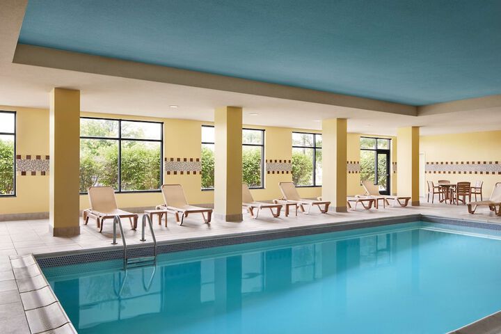 Pool 4 of 24