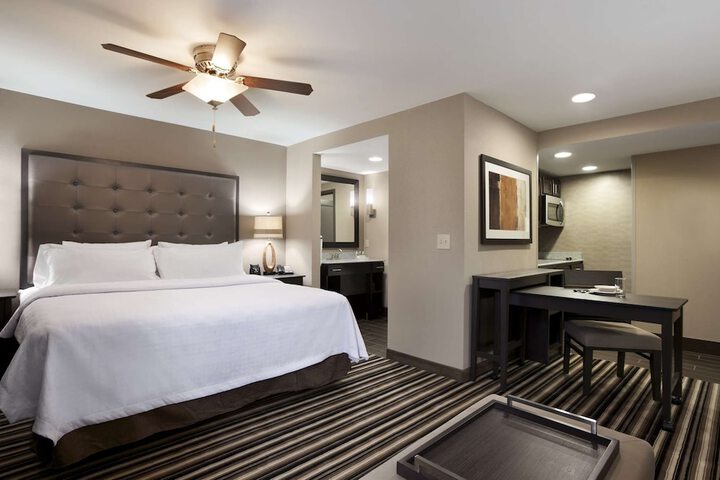 Room 15 of 22
