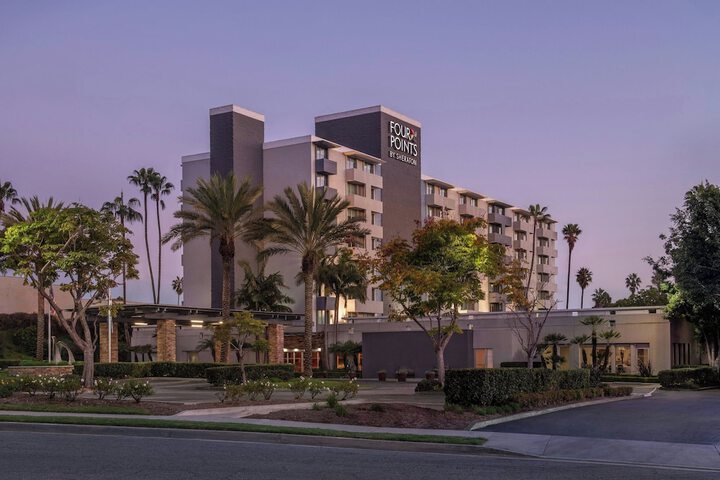 Four Points by Sheraton Los Angeles Westside