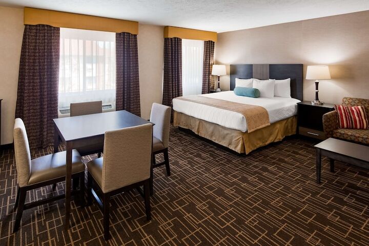 Room 15 of 30