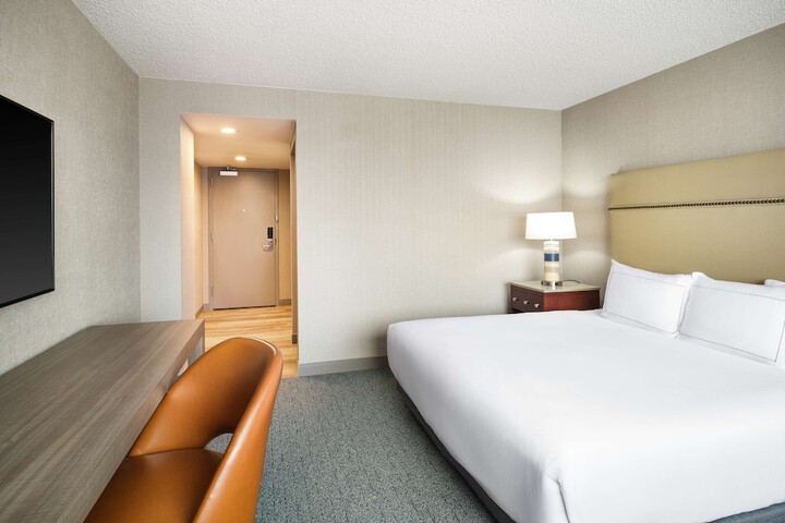 Room 15 of 127