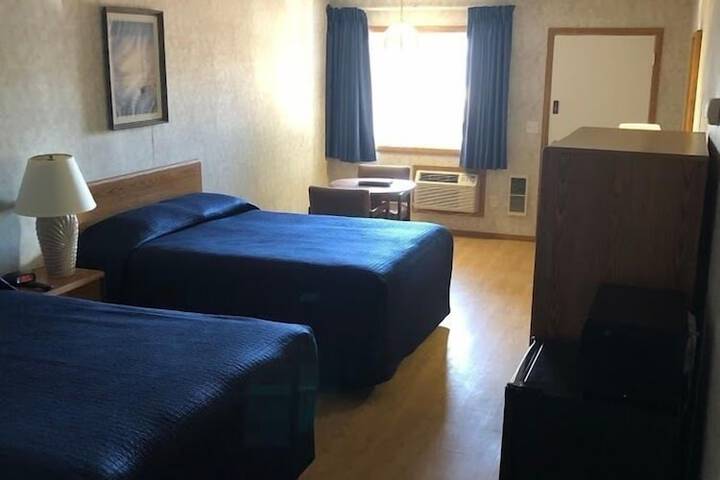 Room 10 of 22