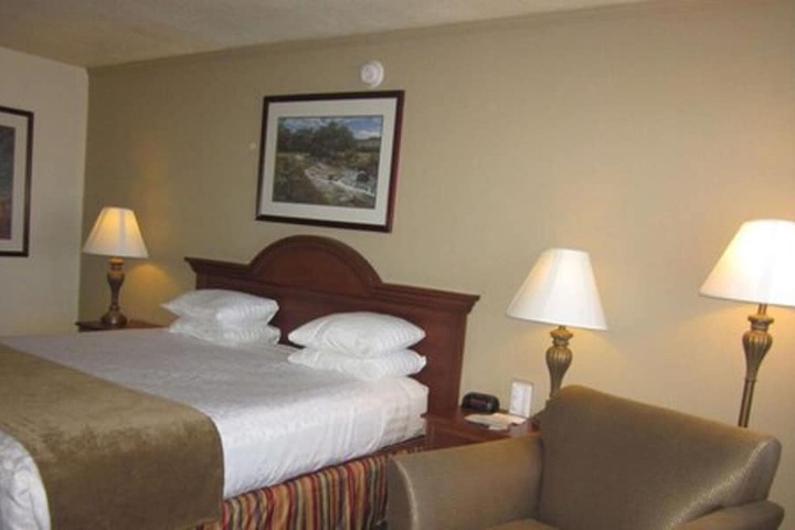 Room 18 of 22
