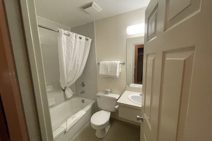 Travelodge by Wyndham Fort St. John