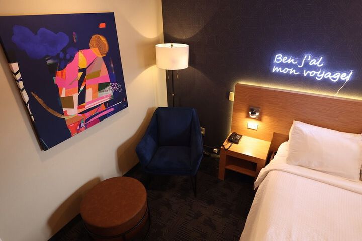 Room 17 of 21