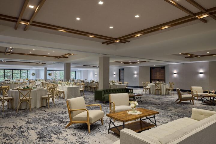 Hotel Alpenrock Breckenridge Curio Collection by Hilton
