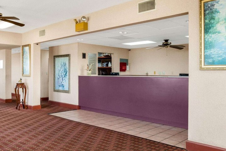 Hotel Interior 10 of 24