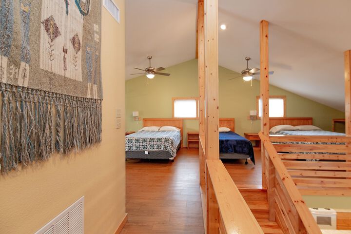 Room 18 of 85