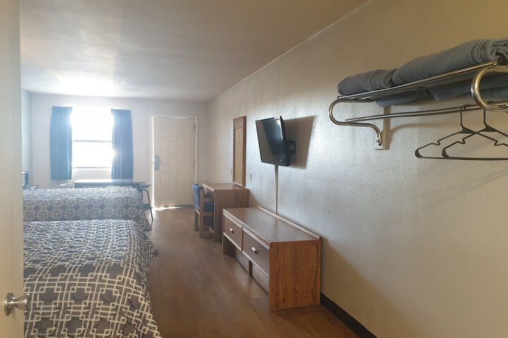 Riata Inn