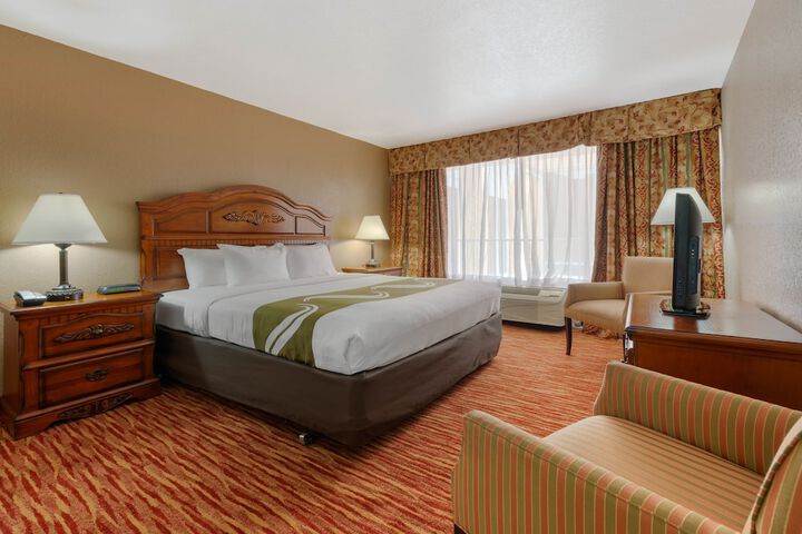 Room 32 of 55