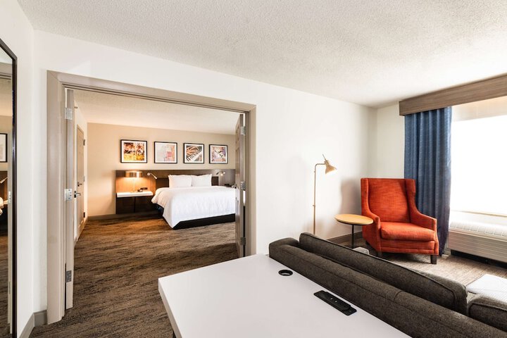 Room 30 of 54