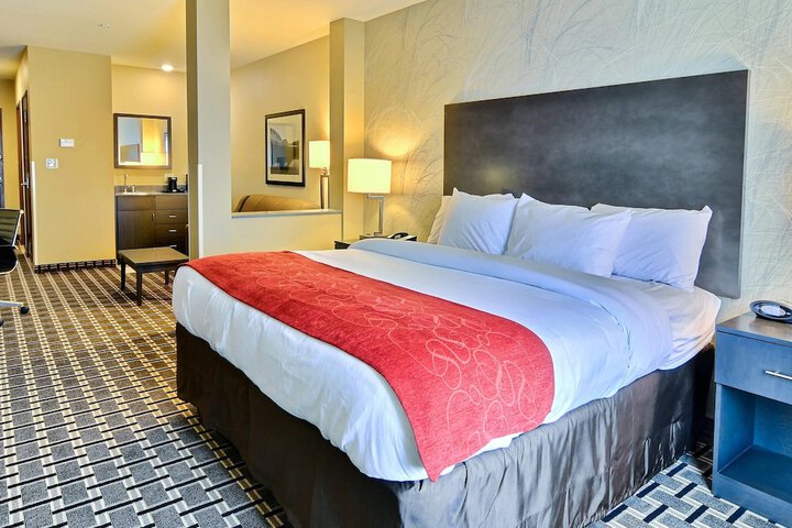 Comfort Suites Uniontown