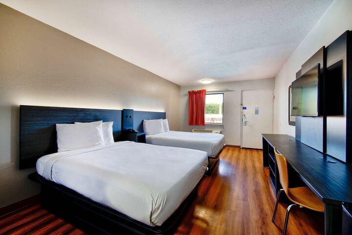 Room 20 of 25