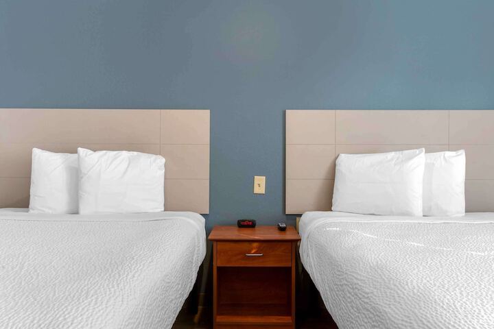 Room 17 of 22