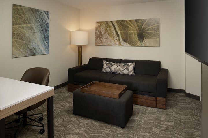 Room 13 of 29