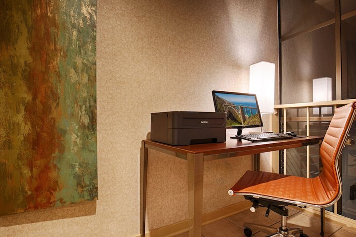 Business Center 60 of 60