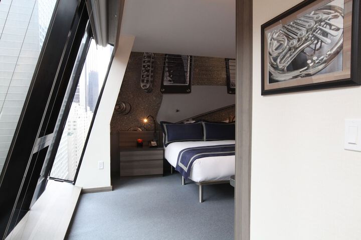 Room 40 of 59