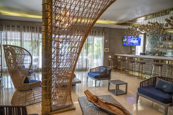 Hotel Interior 9 of 49