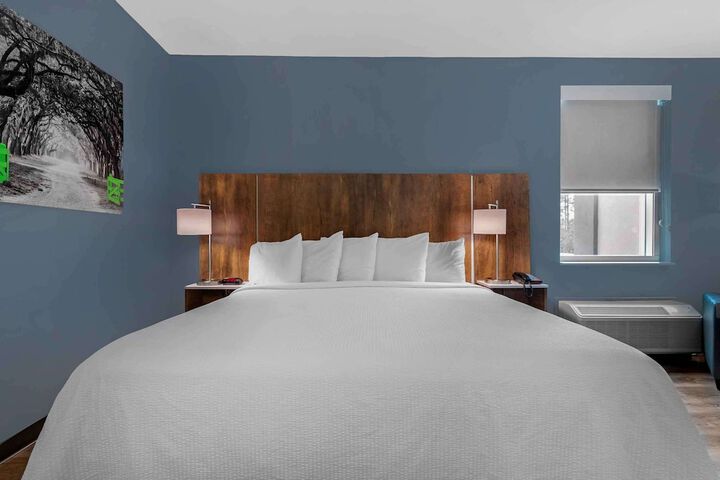 Room 15 of 31