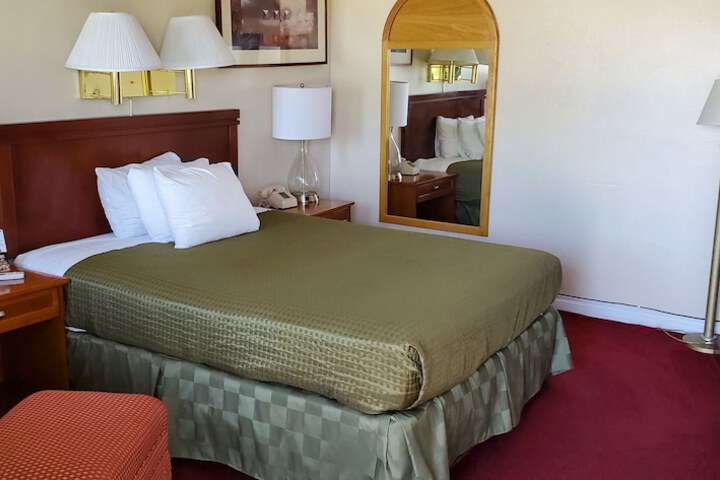 Room 22 of 31