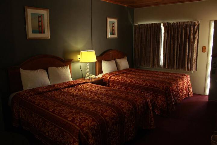 Room 28 of 39