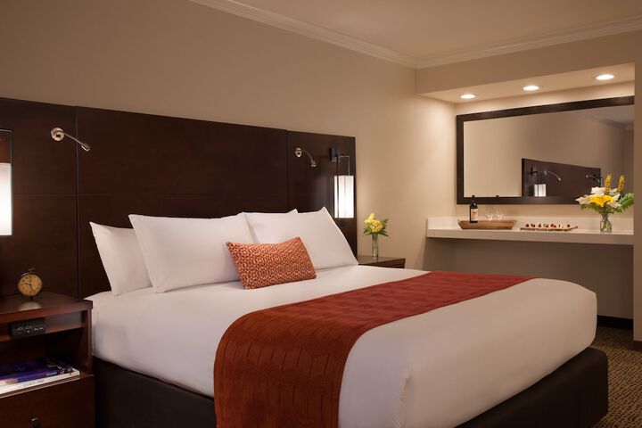 Room 29 of 74