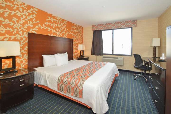 Room 22 of 31