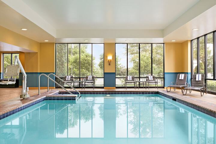 Pool 6 of 37