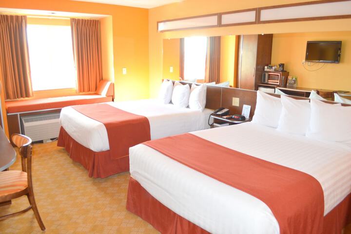 Room 12 of 22