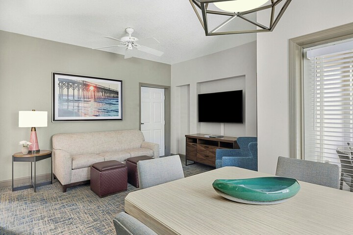 Sheraton Broadway Resort Villas