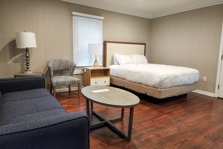 Room 57 of 114