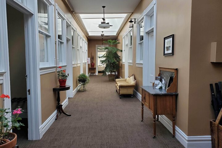Ballroom/Hall 123 of 126