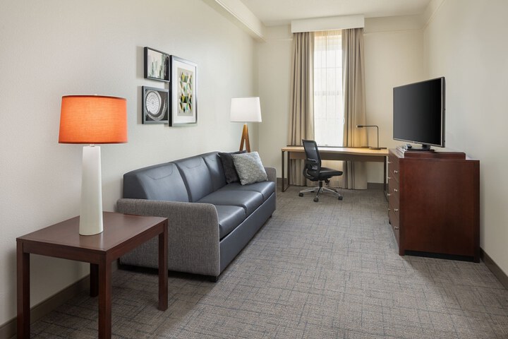 Room 30 of 36
