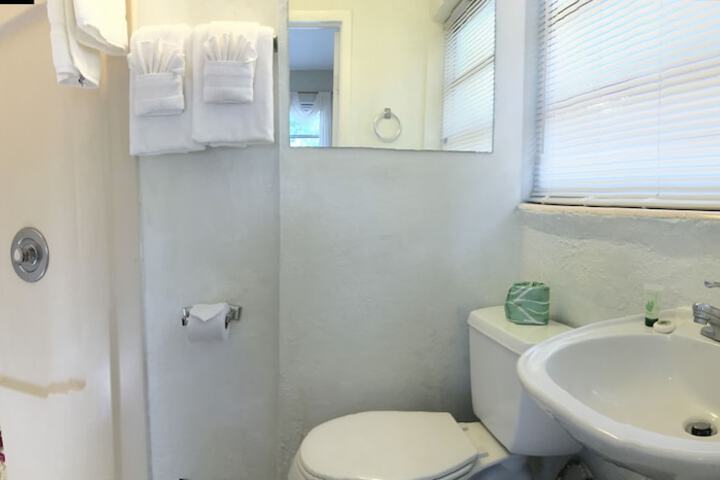 Room 40 of 124