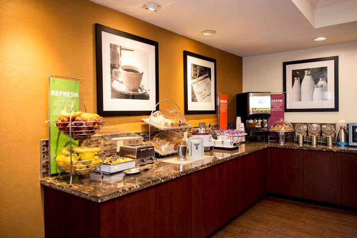 Breakfast/Coffee Service 35 of 42